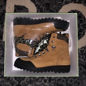 Off white boots